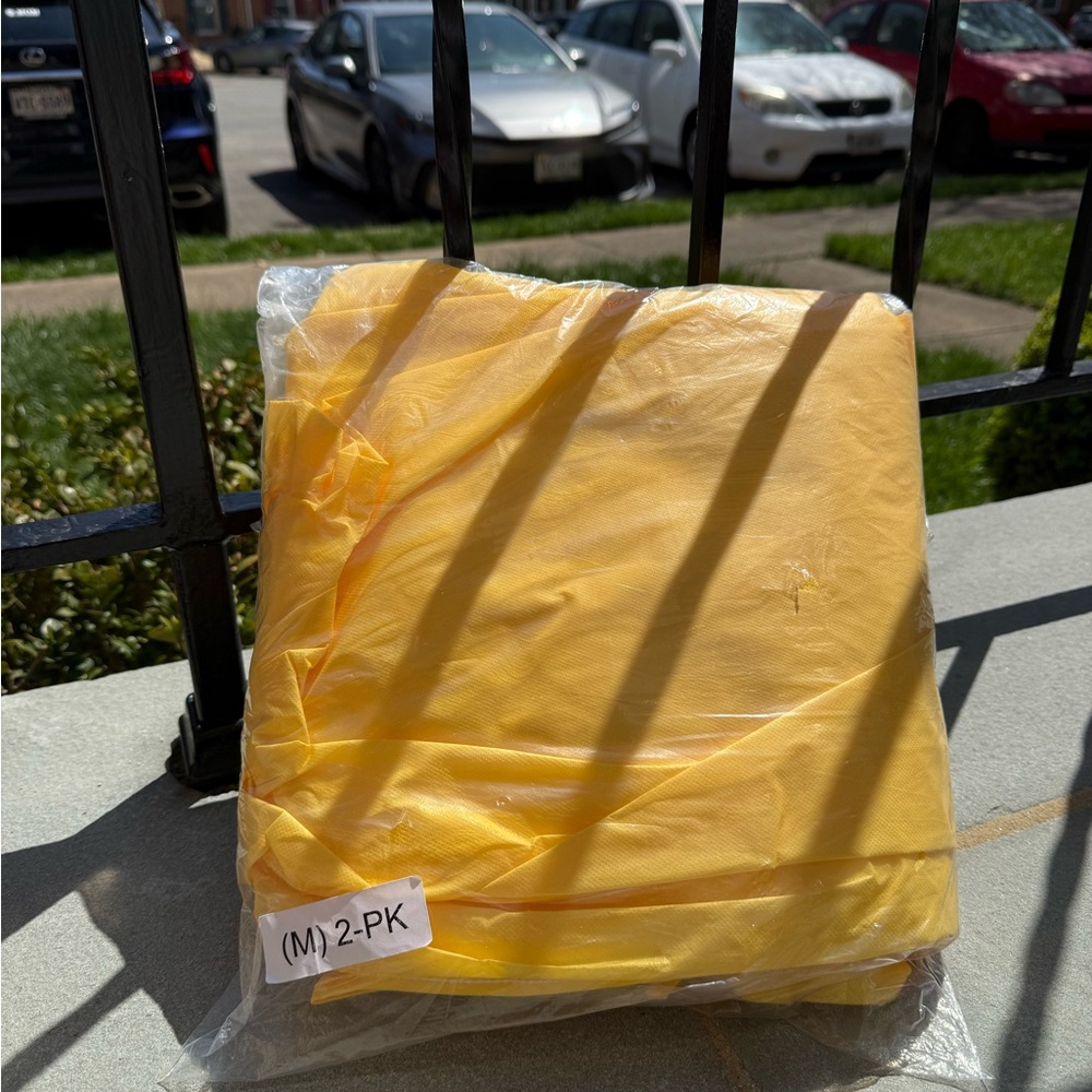 Yellow Plastic dental smocks